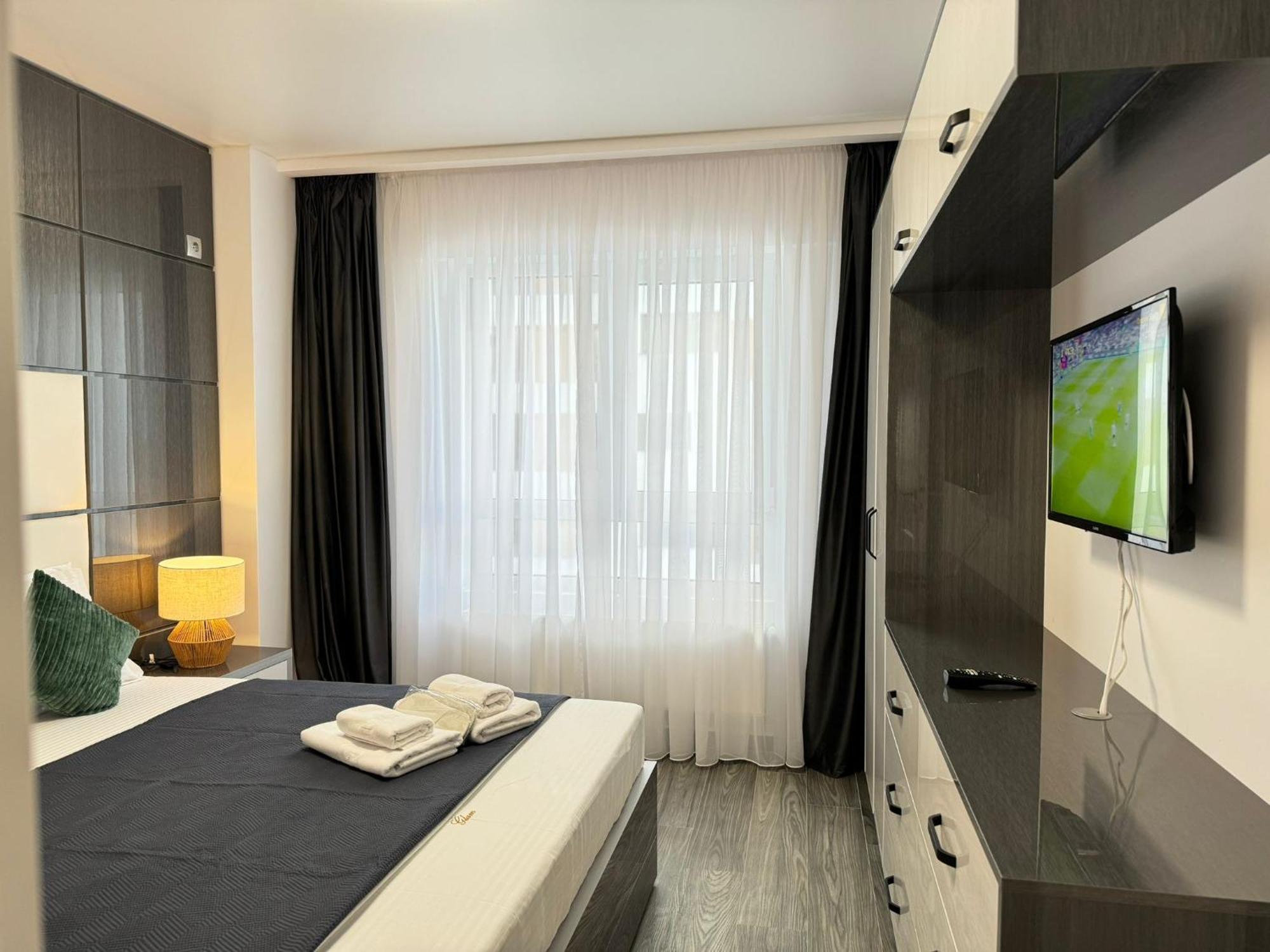 Luxury Glam Apartments Central Adress Bucuresti With Parking Exteriér fotografie