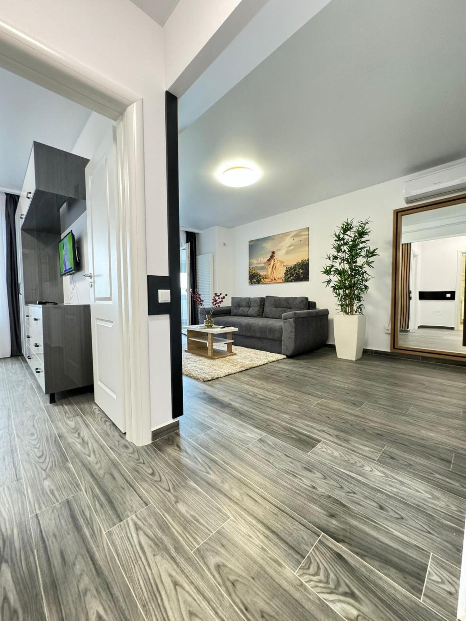 Luxury Glam Apartments Central Adress Bucuresti With Parking Exteriér fotografie