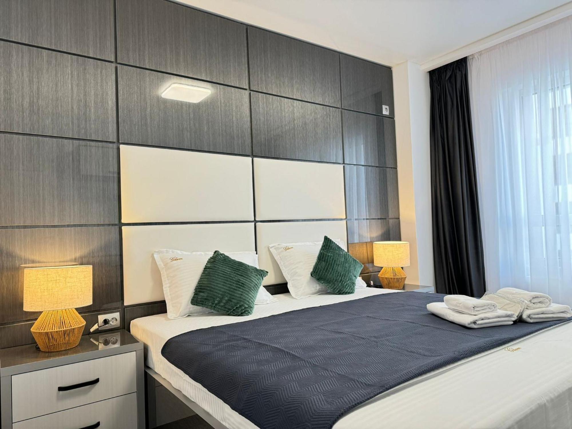 Luxury Glam Apartments Central Adress Bucuresti With Parking Exteriér fotografie