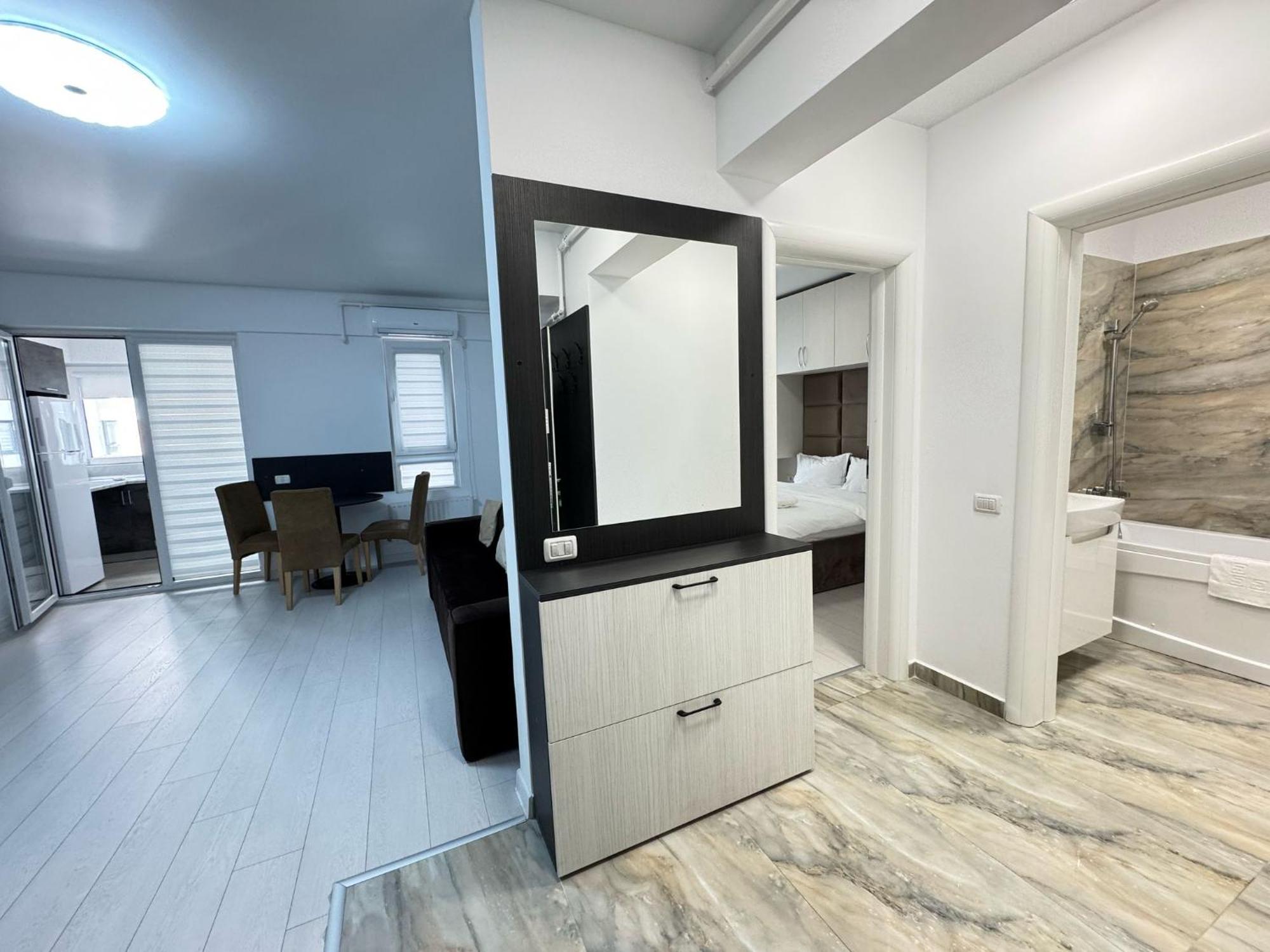 Luxury Glam Apartments Central Adress Bucuresti With Parking Exteriér fotografie