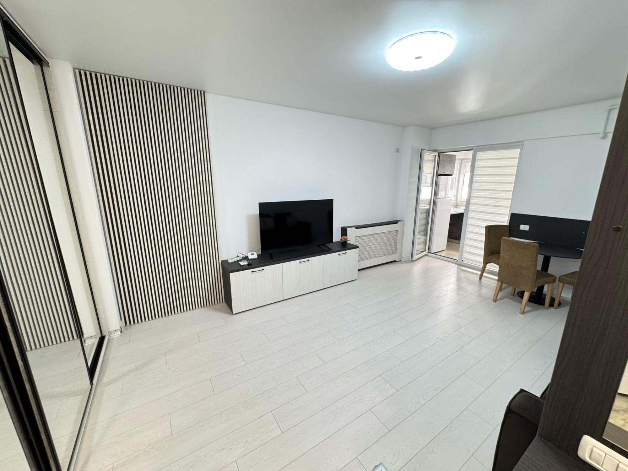 Luxury Glam Apartments Central Adress Bucuresti With Parking Exteriér fotografie